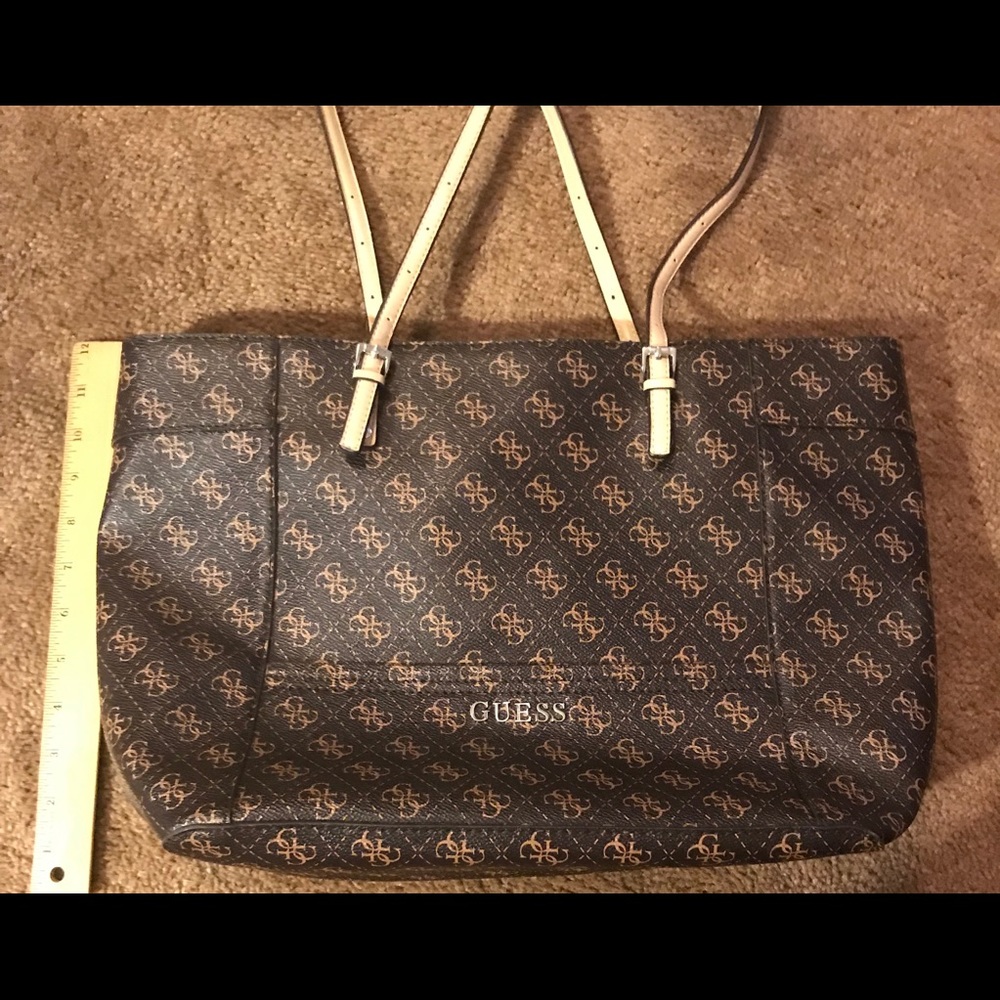 Guess Tote